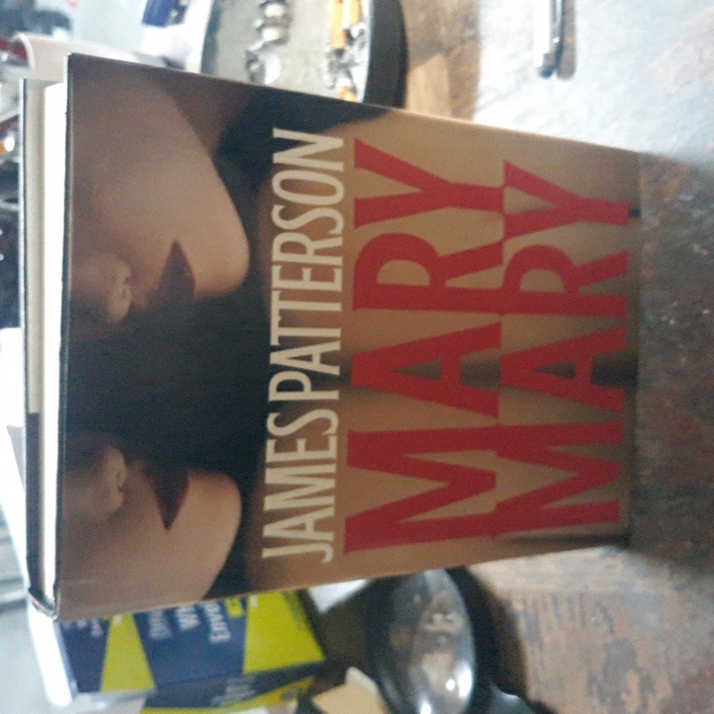 James Paterson "MARY MARY" Hardcover Book